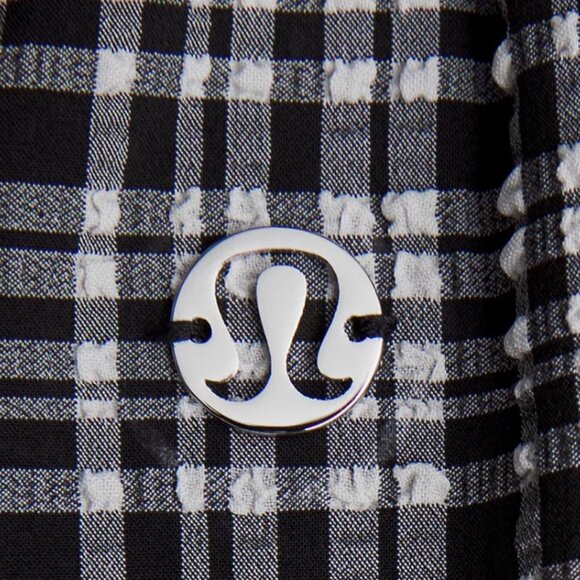 BNWT - Lululemon - Seersucker Check Mid-Rise Pull-On Short 3" - Size Medium - Picture 3 of 3